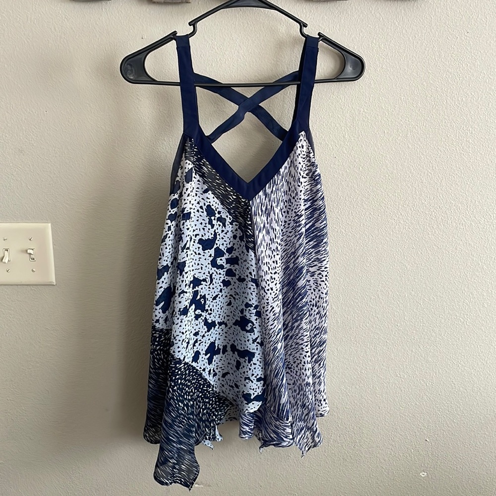 Steve Madden top!